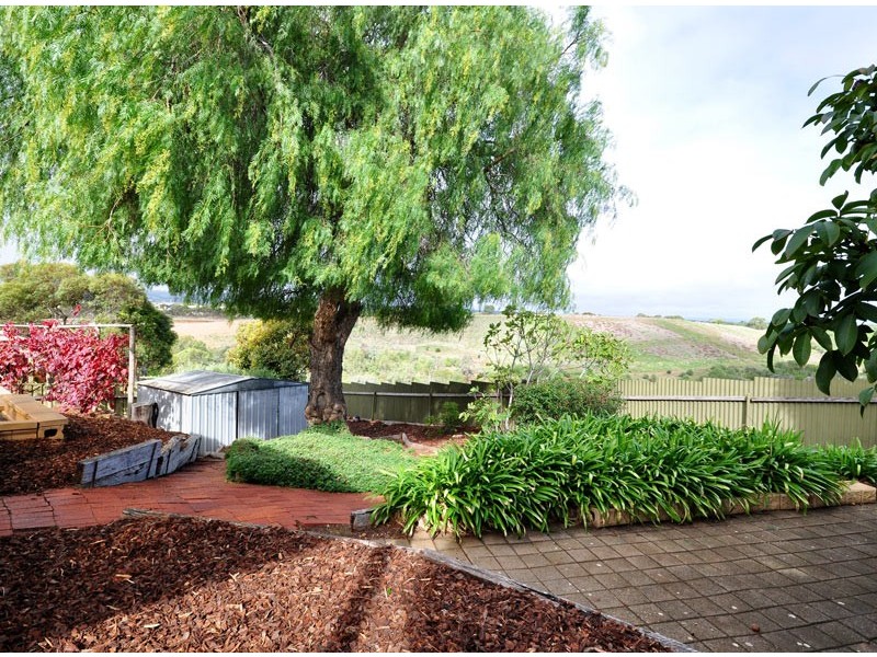 14 Lyons Circuit, Trott Park SA 5158