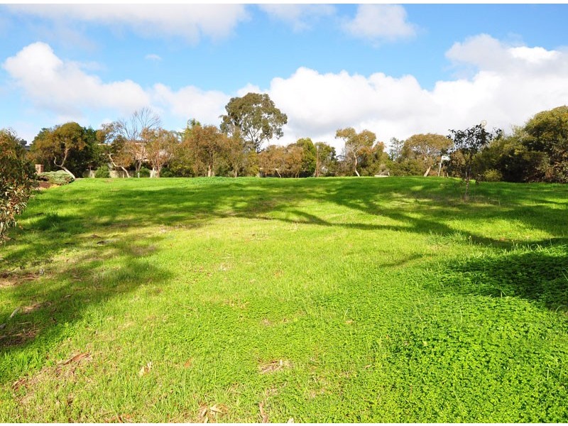 3 Kingfisher Circuit, Flagstaff Hill SA 5159