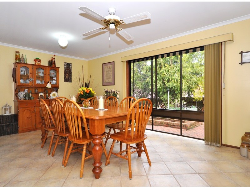 48 Summerford Road, Aberfoyle Park SA 5159