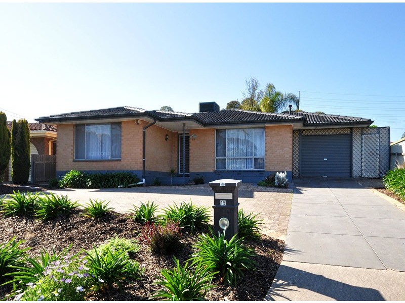 15 Pedro Avenue, Morphett Vale SA 5162