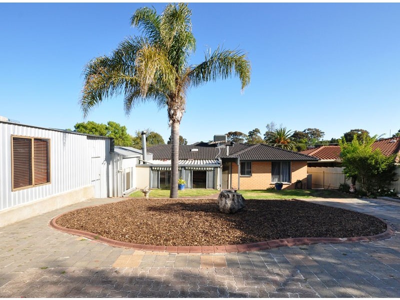 15 Pedro Avenue, Morphett Vale SA 5162