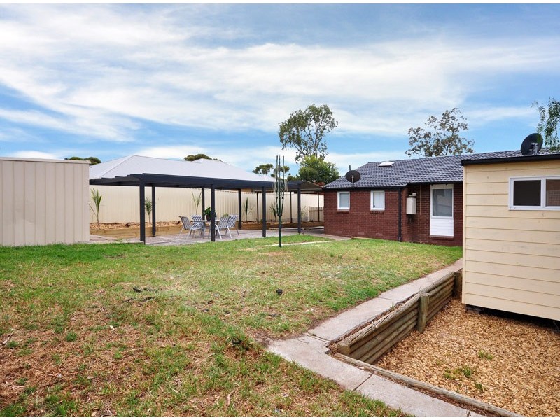 25 Majorca Road, Hackham West SA 5163