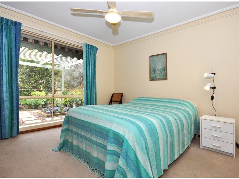 Unit1, 6 Greenleaf Court, Aberfoyle Park SA 5159