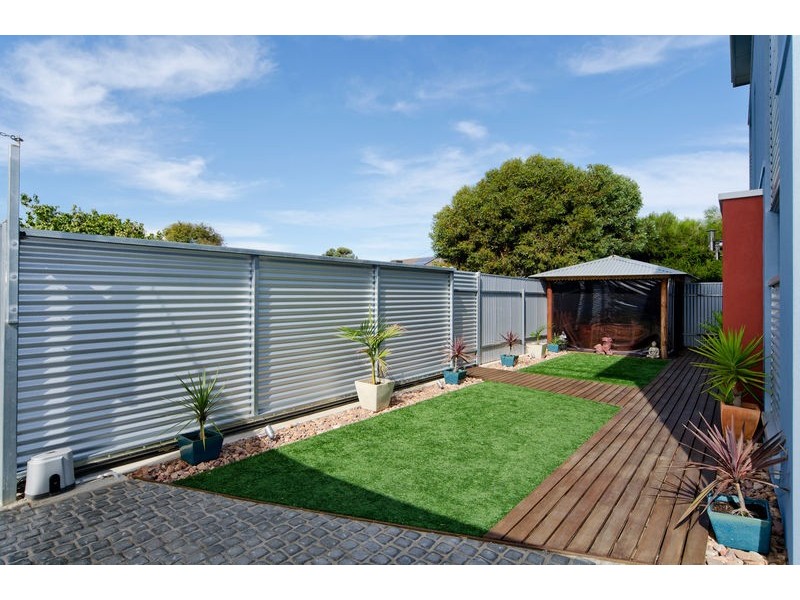 19 Overland Terrace, Christies Beach SA 5165