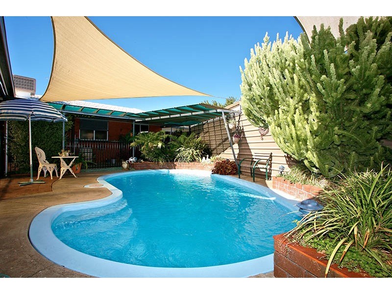 5 Valleyview Crescent, Hackham West SA 5163