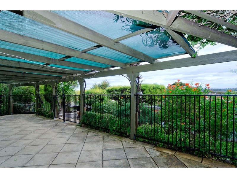 17 Darwendale Street, Huntfield Heights SA 5163