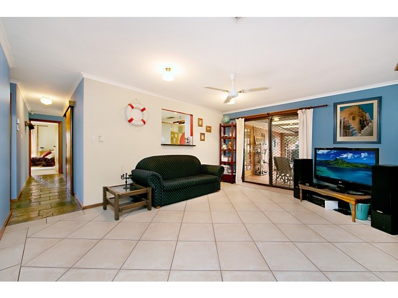 6 Tanderra Court, Morphett Vale SA 5162