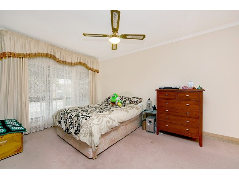 6 Tanderra Court, Morphett Vale SA 5162