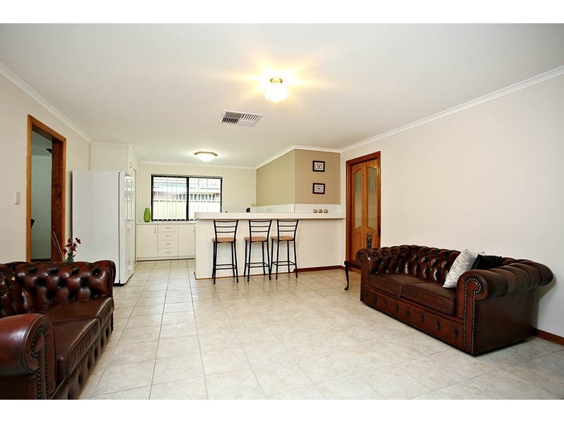 3 Jutland Parade, Woodcroft SA 5162