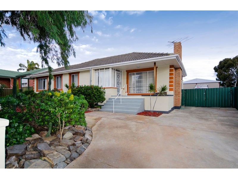 12 Kelly Road, Christies Beach SA 5165