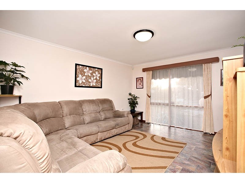 8 Birubi Way, Morphett Vale SA 5162