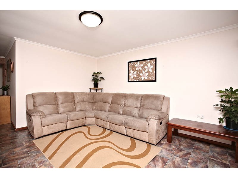8 Birubi Way, Morphett Vale SA 5162