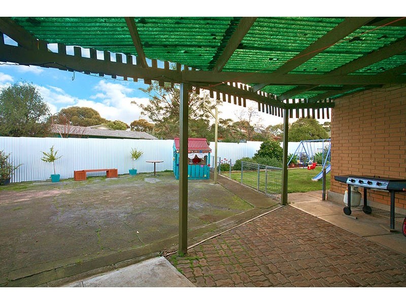 8 Birubi Way, Morphett Vale SA 5162