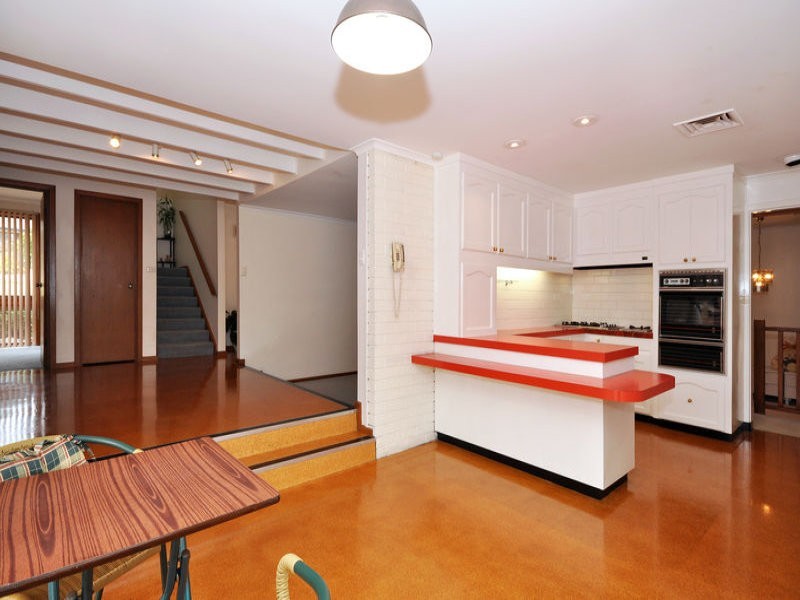 2 Katherine Court, Flagstaff Hill SA 5159