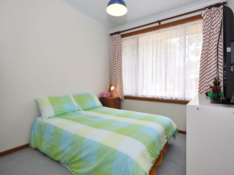 2 Katherine Court, Flagstaff Hill SA 5159