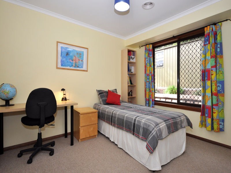 31 Outlook Drive, Aberfoyle Park SA 5159