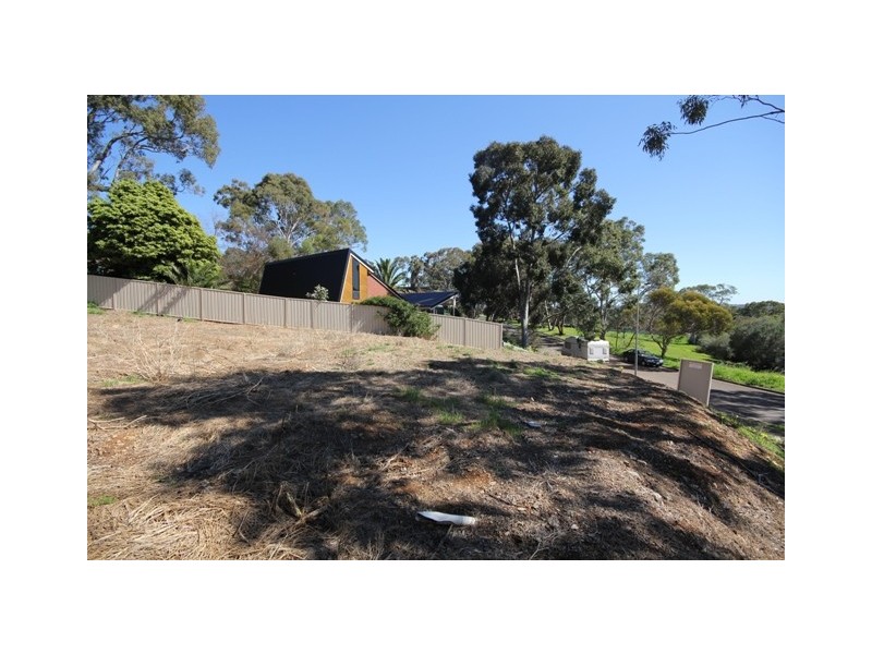 30 Courageous Avenue, Happy Valley SA 5159