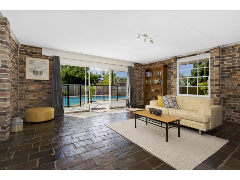 2 Shamrock Parade, Killarney Heights NSW 2087