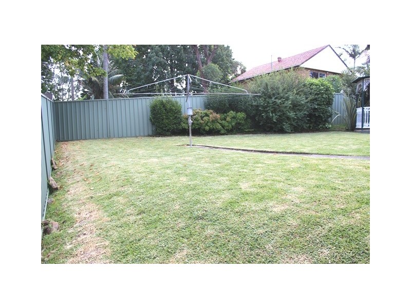 11 Mavor Crescent, Frenchs Forest NSW 2086
