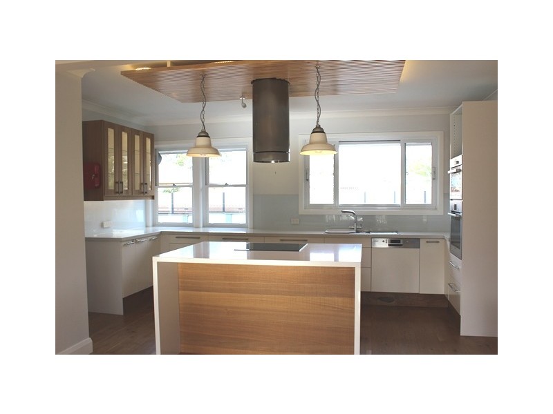 21 Shamrock Parade, Killarney Heights NSW 2087