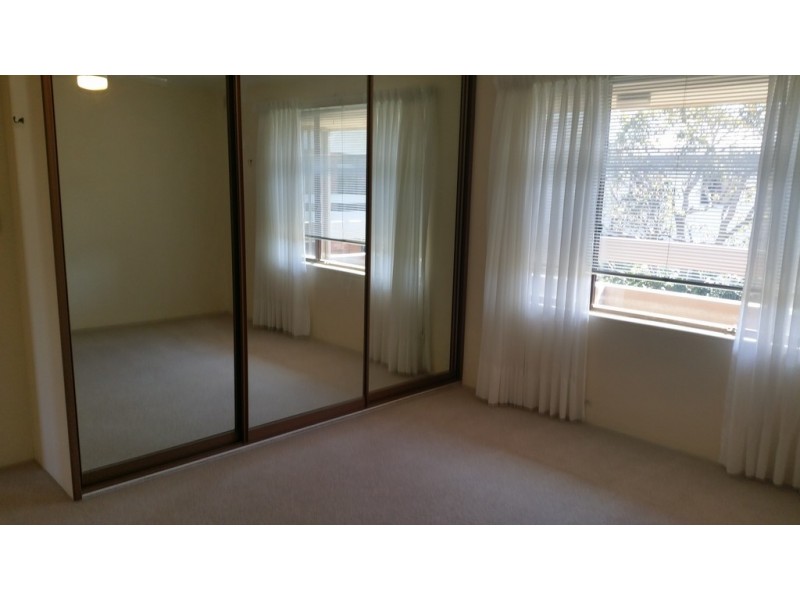 4/35 Lagoon Street, Narrabeen NSW 2101