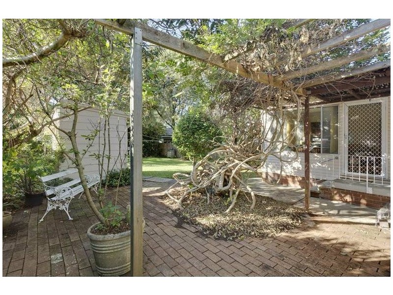 76 Prince Charles Road, Frenchs Forest NSW 2086