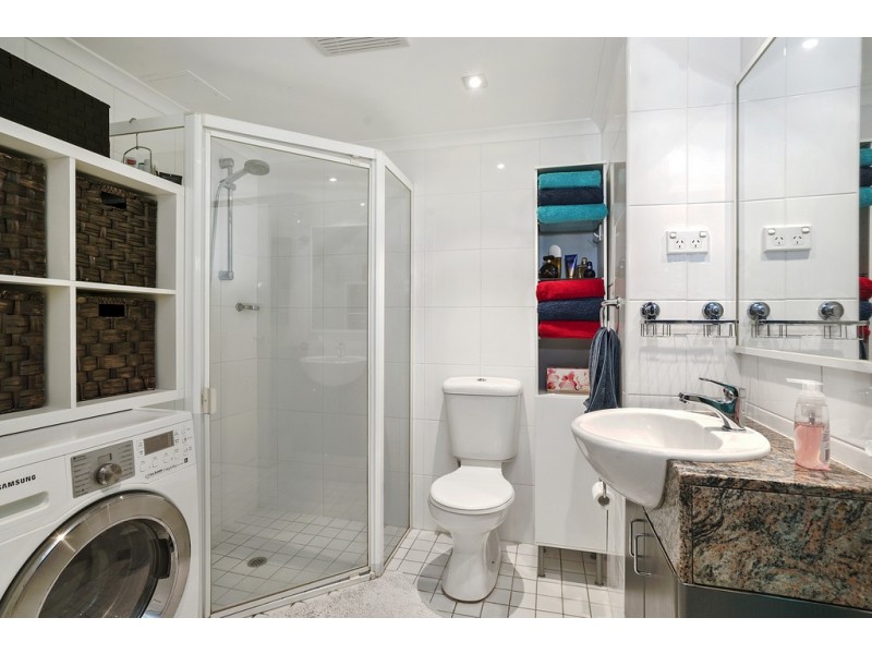 32/18-20 Waterloo Street, Narrabeen NSW 2101