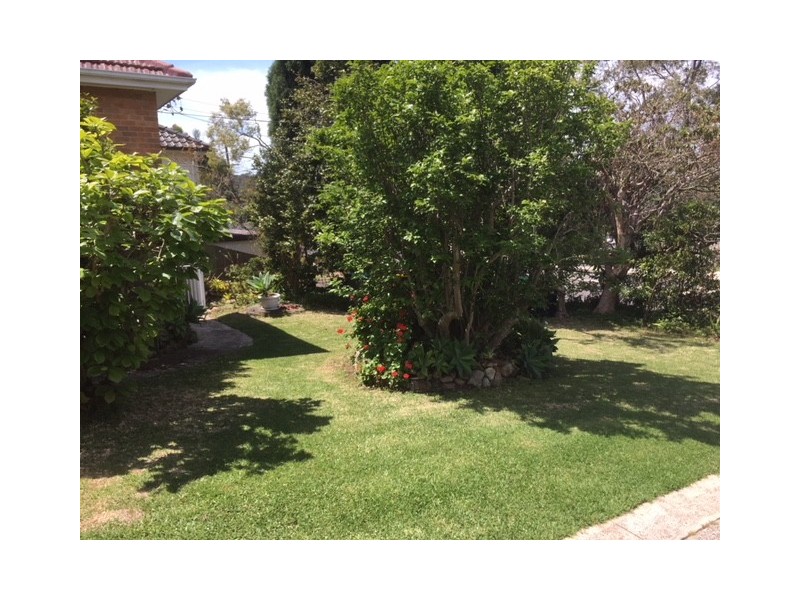 23 Oxford Falls Road, Beacon Hill NSW 2100