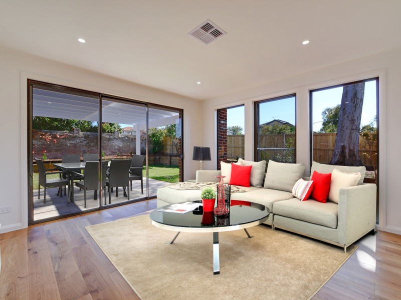 2 Anoushka Pl, Belrose NSW 2085