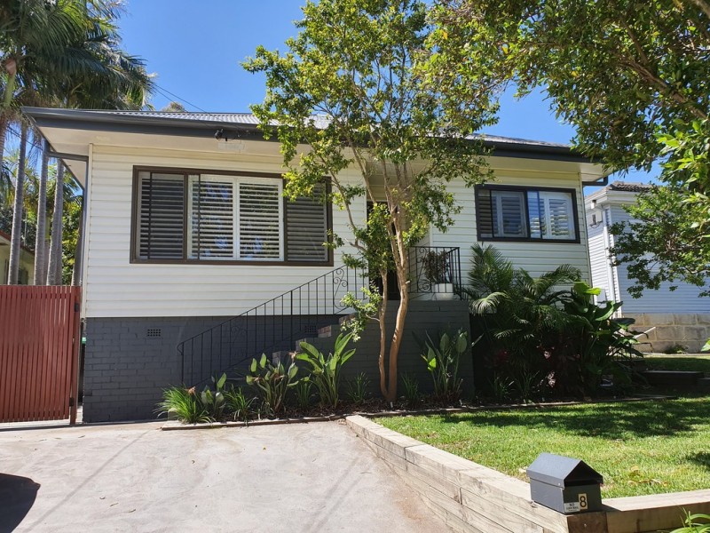 8 Warriewood Road, Warriewood NSW 2102