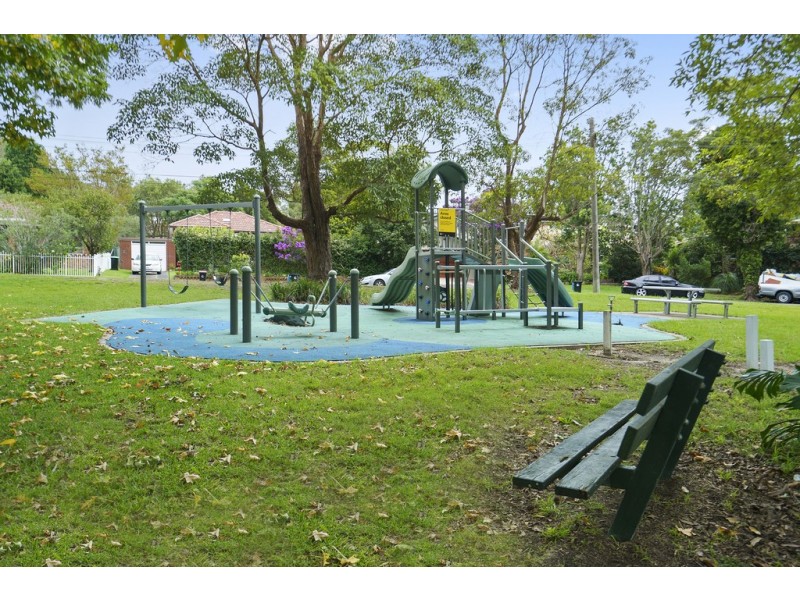 22 Calca Crescent, Forestville NSW 2087