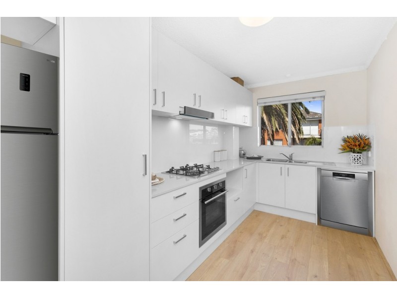 4/2 Greenwood Place, Freshwater NSW 2096
