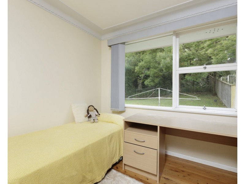 4 Glentrees Avenue, Forestville NSW 2087