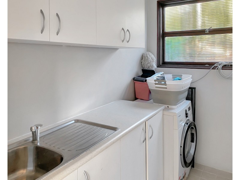 18 Londonderry Drive, Killarney Heights NSW 2087