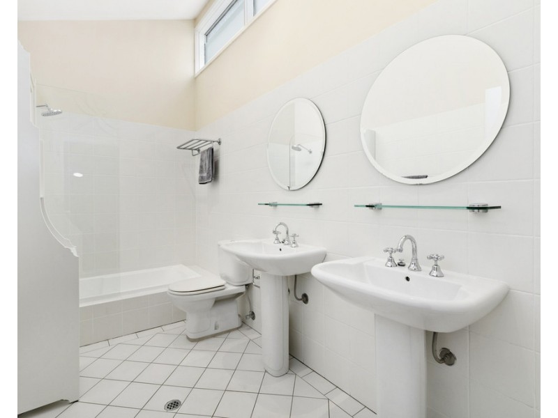 37 Londonderry Drive, Killarney Heights NSW 2087