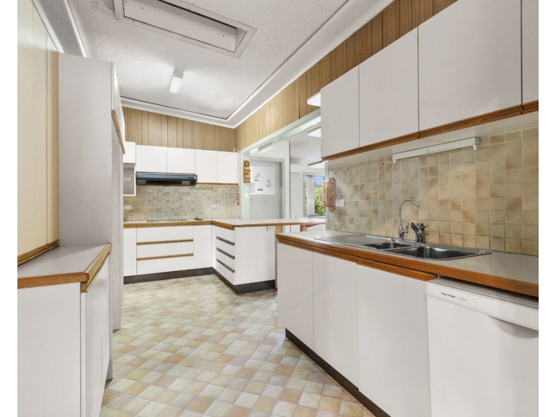 710 Warringah Road, Forestville NSW 2087