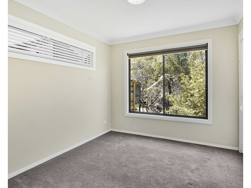 Flat @ 5 Finian Avenue, Killarney Heights NSW 2087