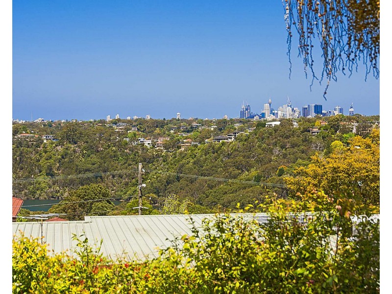 Flat @ 5 Finian Avenue, Killarney Heights NSW 2087