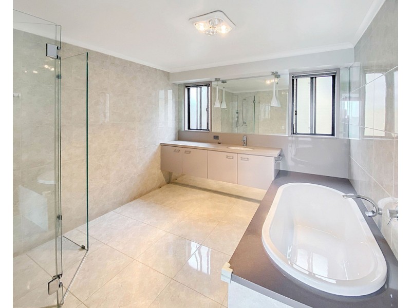 15 Kildare Grove, Killarney Heights NSW 2087