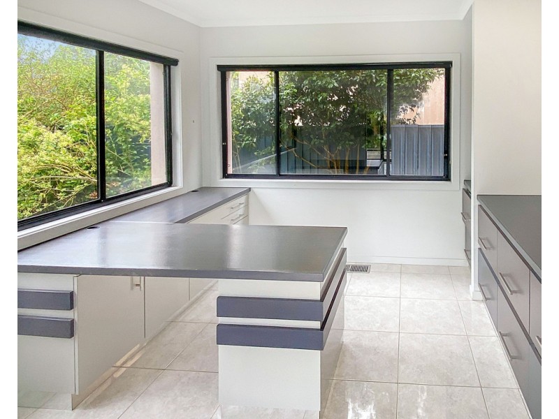 15 Kildare Grove, Killarney Heights NSW 2087