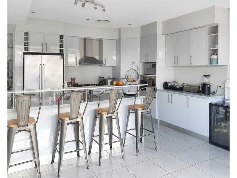 11 Grevillea Avenue, Warriewood NSW 2102