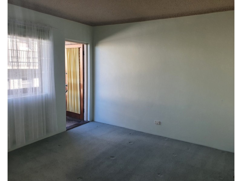 2/37 Park Street, Narrabeen NSW 2101