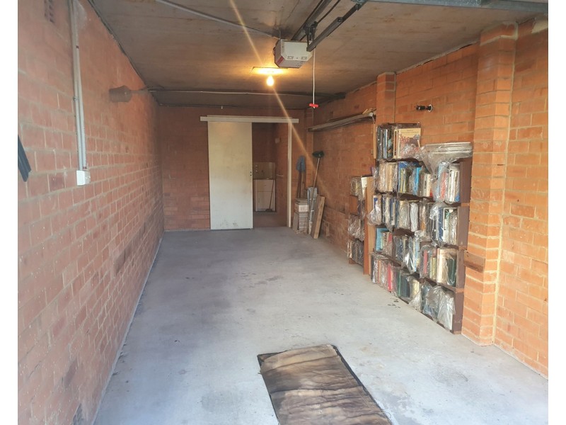 2/37 Park Street, Narrabeen NSW 2101