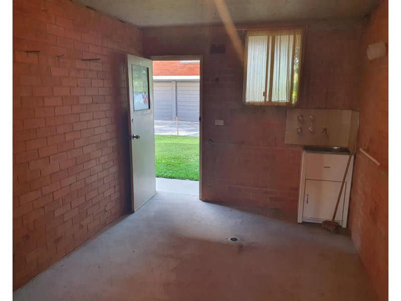 2/37 Park Street, Narrabeen NSW 2101