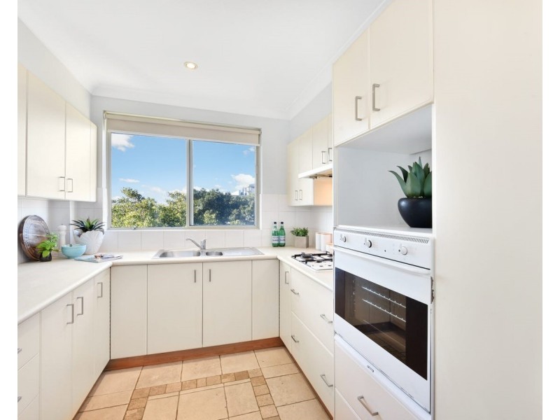 11/10 Lagoon St, Narrabeen NSW 2101