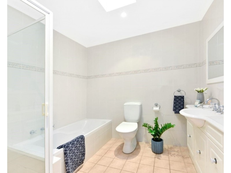 11/10 Lagoon St, Narrabeen NSW 2101