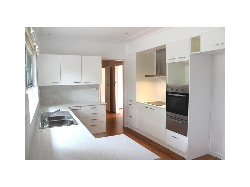 8 Kurrajong Road, Frenchs Forest NSW 2086