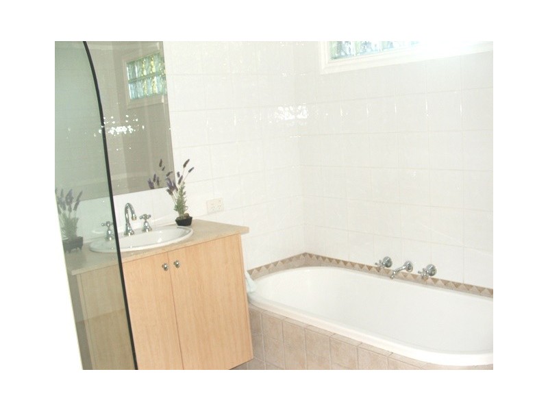 9 Cherana Crescent, Forestville NSW 2087