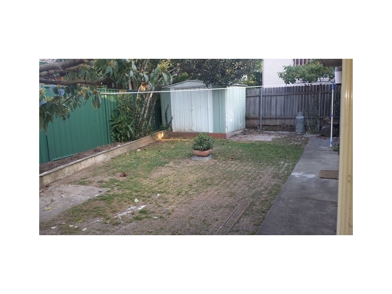 1 Warung Avenue, Frenchs Forest NSW 2086