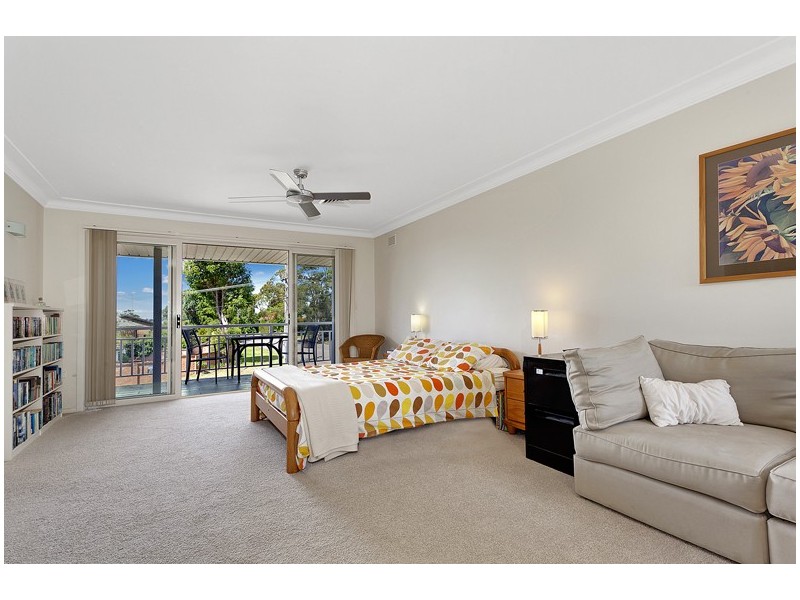 17 Carlow Crescent, Killarney Heights NSW 2087